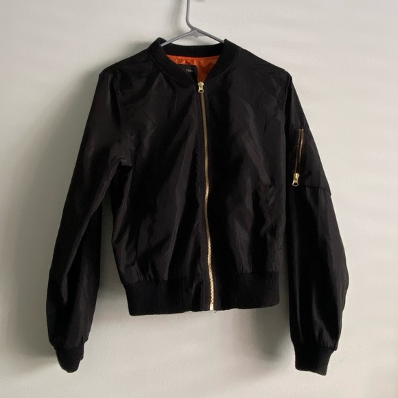 black bomber jacket, orange lining, gold zipper details - Picture 2 of 6